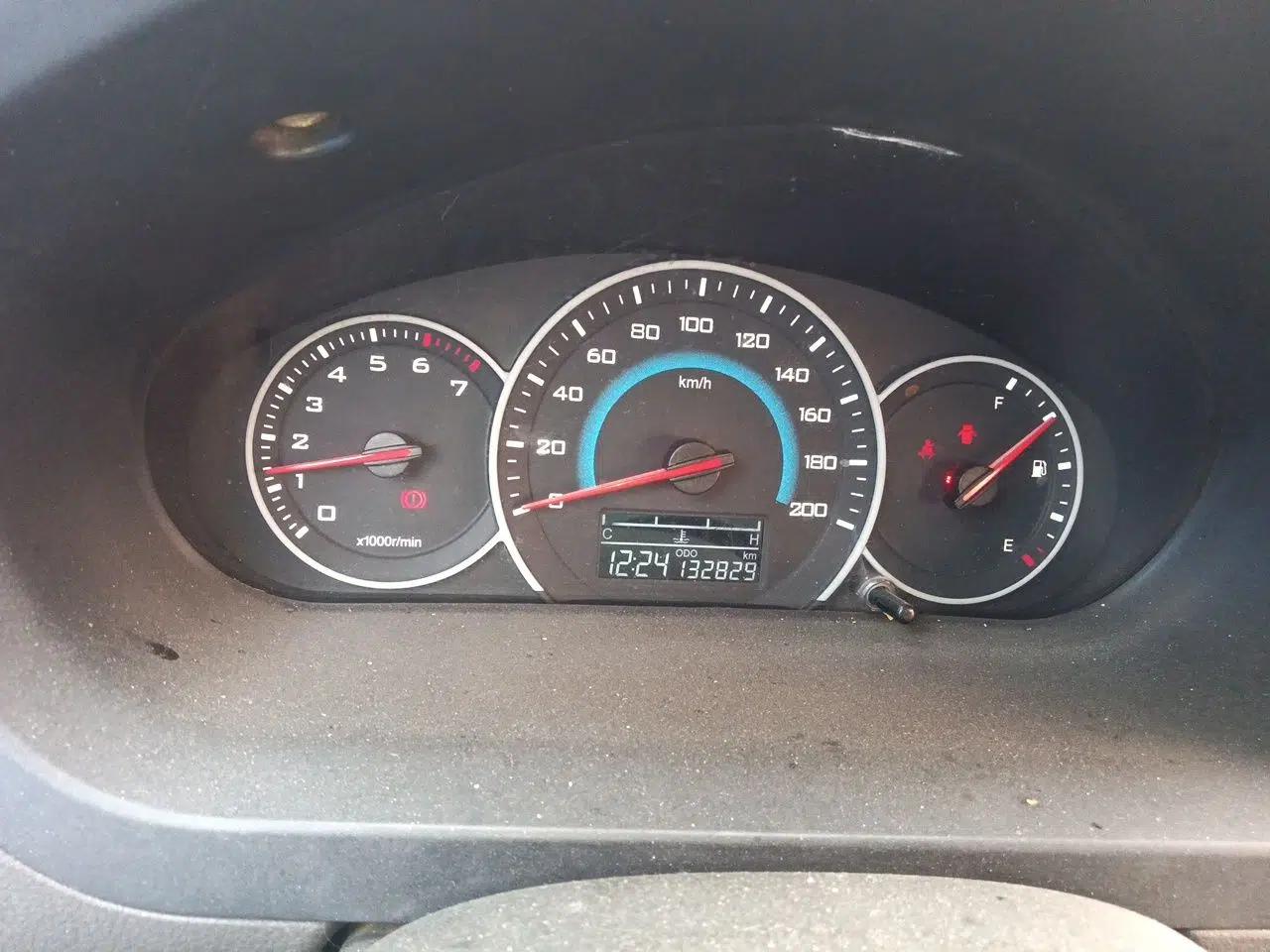 Wuling Rongguang V 2015 1.5L Base Version — миниатюра 11