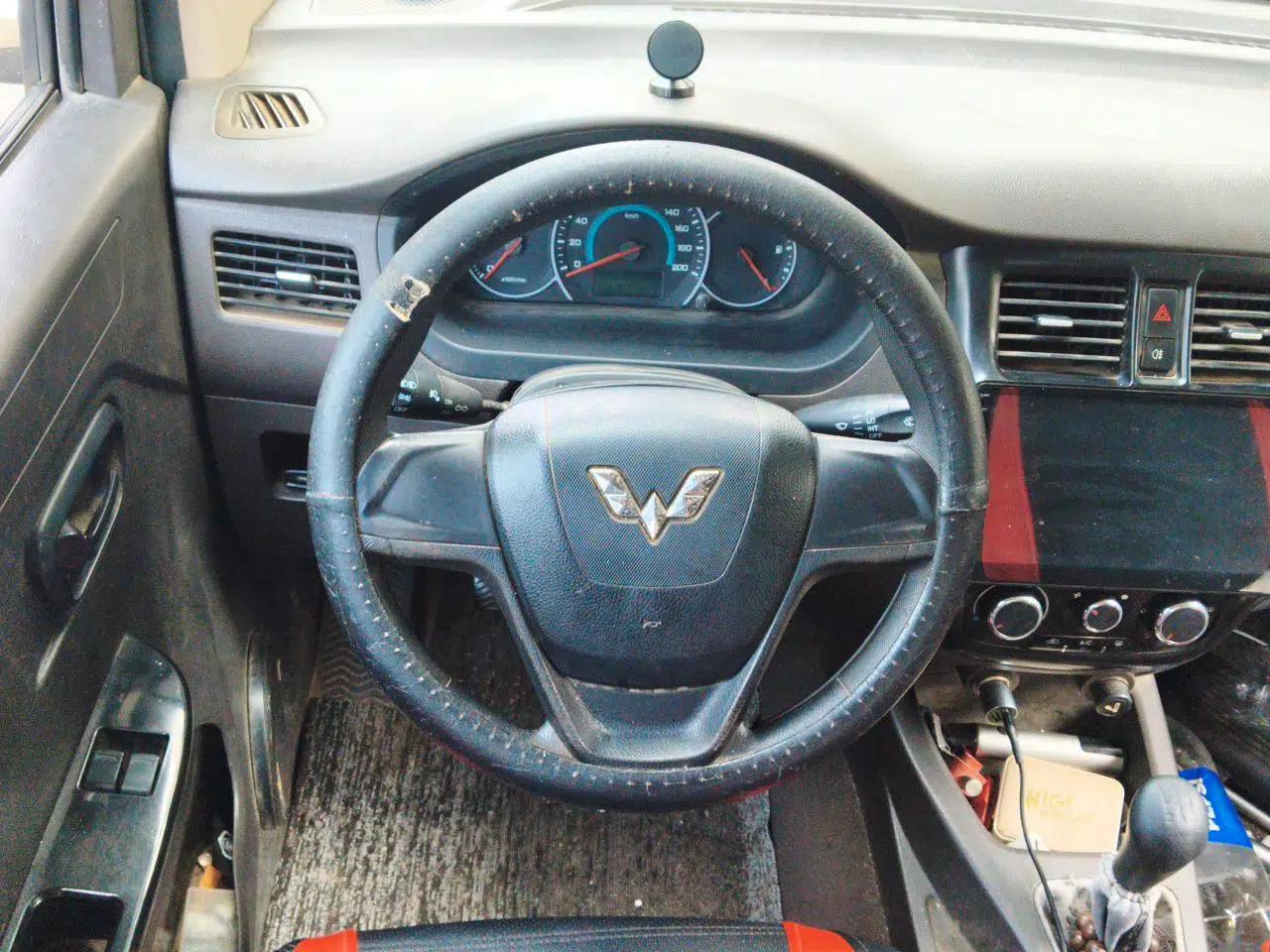 Wuling Rongguang V 2016 1.2L Standard Version — миниатюра 10