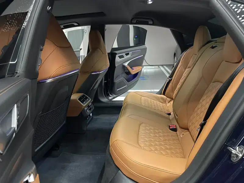 Audi A7L 2022 55 TFSI quattro S-line edition one (first edition) — миниатюра 17