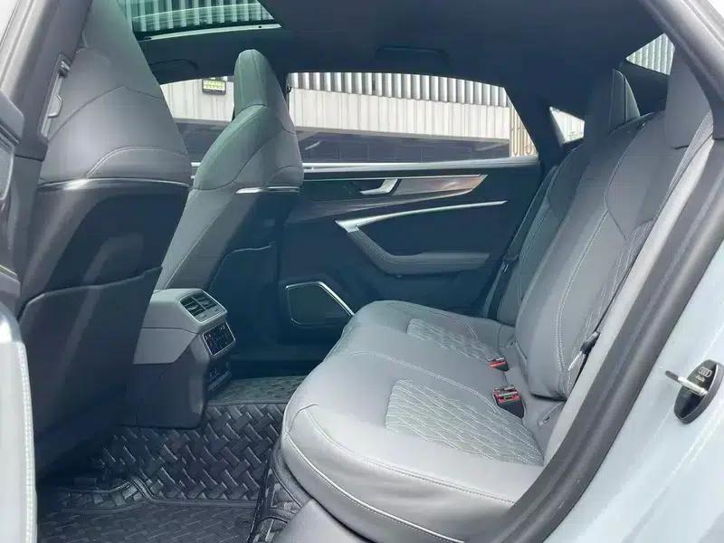 2025 Audi A7L 45 TFSI quattro RS Package Racing Edition — миниатюра 12