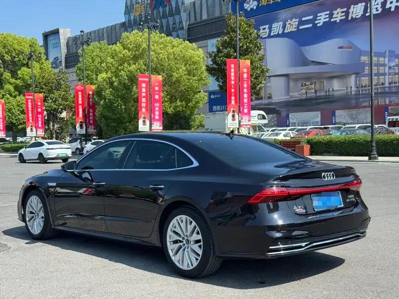 Audi A7L 2024 45 TFSI S-line Dream Crystal Package — миниатюра 5