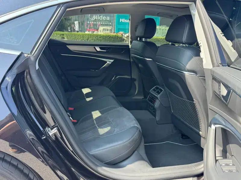 Audi A7L 2024 45 TFSI S-line Dream Crystal Package — миниатюра 9