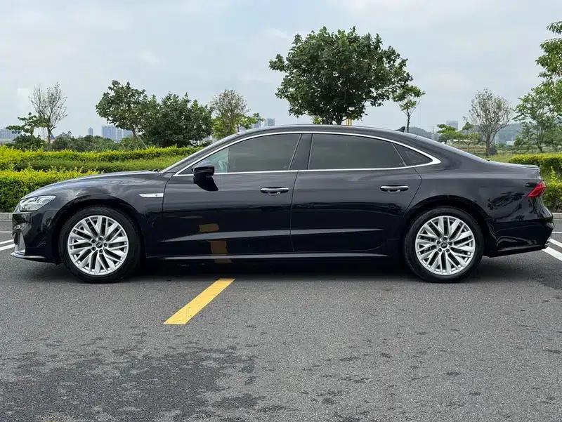 Audi A7L 2024 45 TFSI S-line Dream Crystal Package — миниатюра 4