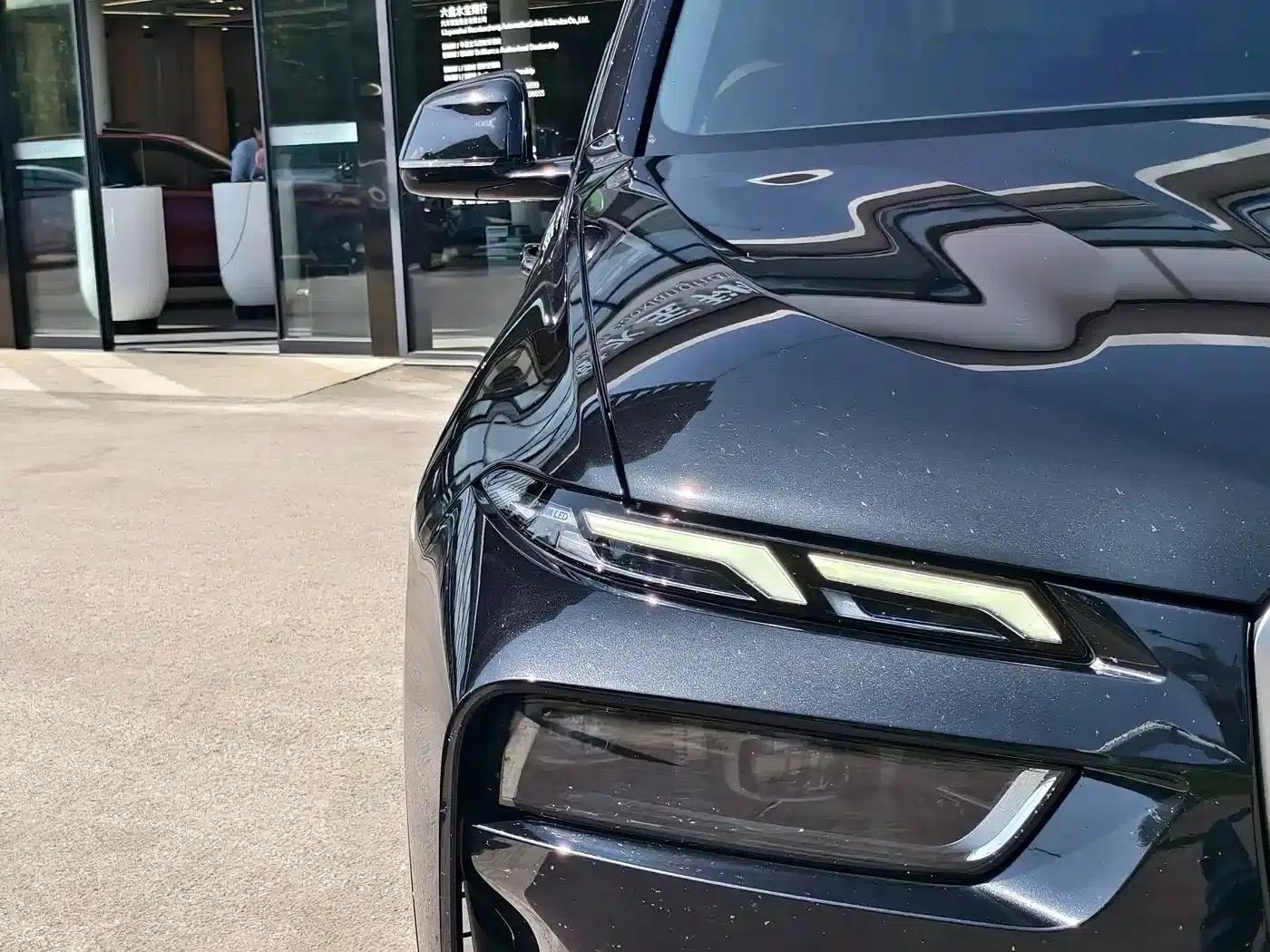 BMW X7 2024 xDrive40i Leading Luxury Package — миниатюра 5