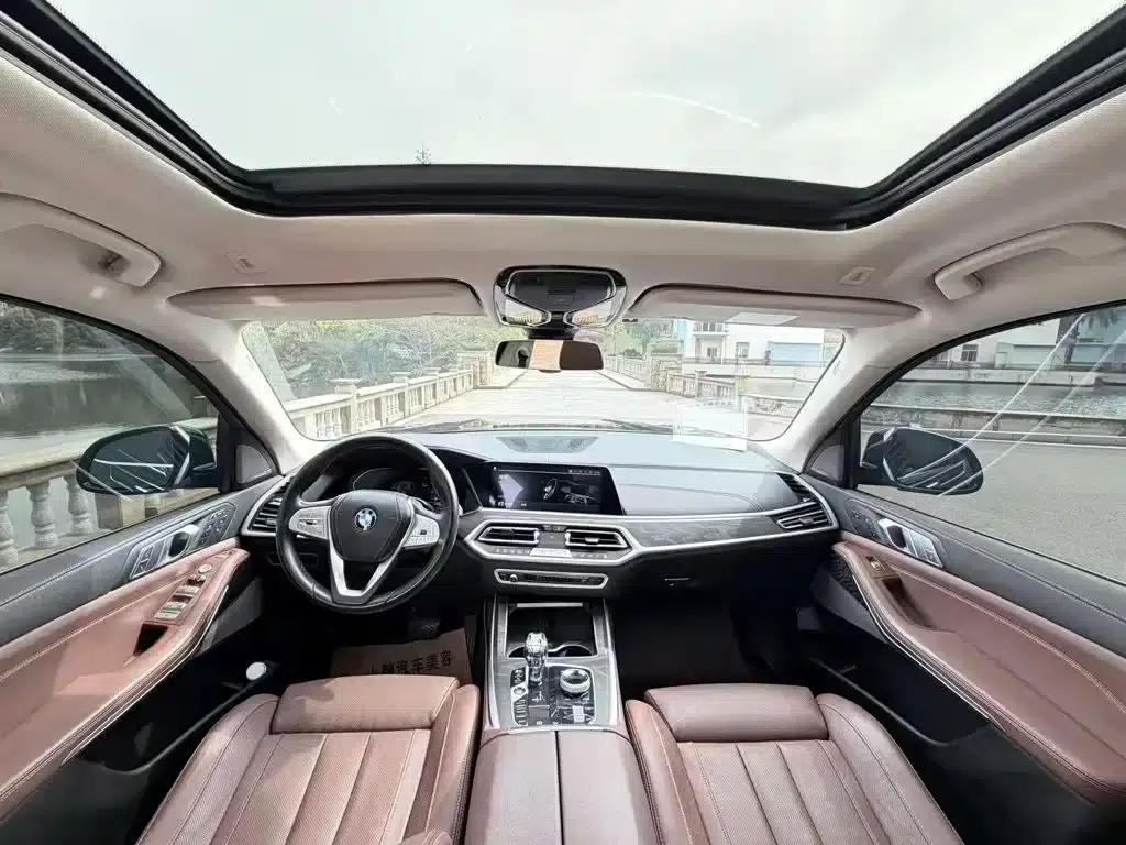 BMW X7 2021 xDrive40i Leading Luxury Package — миниатюра 4
