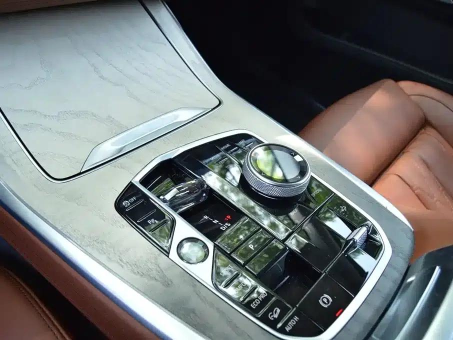 2023 BMW X7 xDrive40i Executive M Sport Package — миниатюра 16