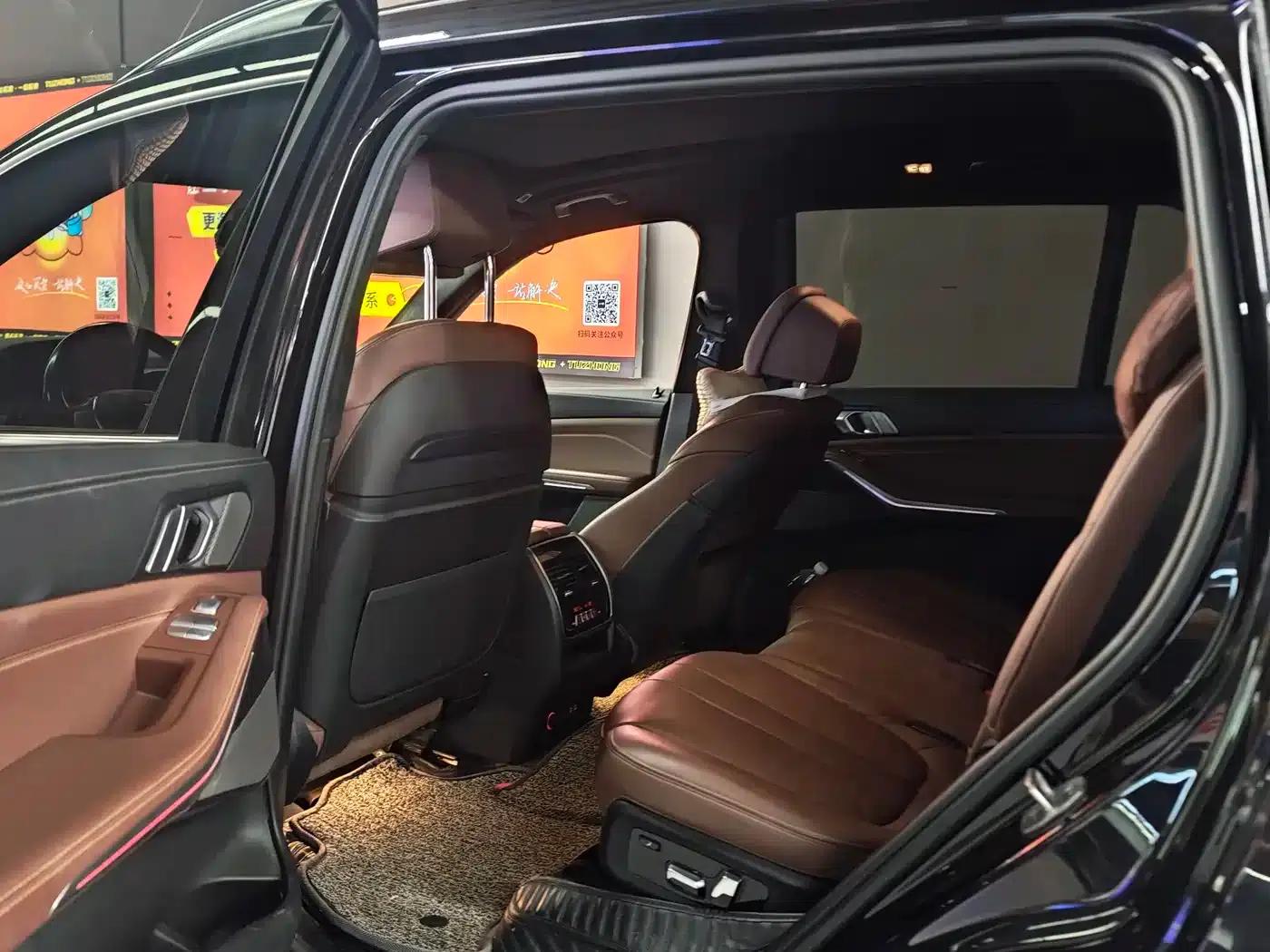 BMW X7 2020 xDrive40i M Sport Package — миниатюра 5