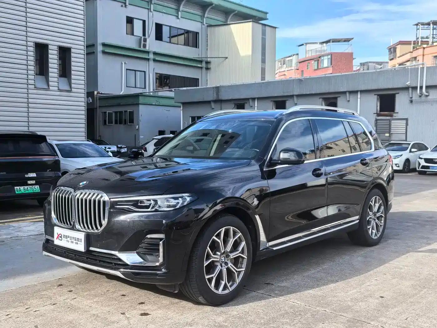 BMW X7 2020 xDrive40i Leading Luxury Package — миниатюра 1