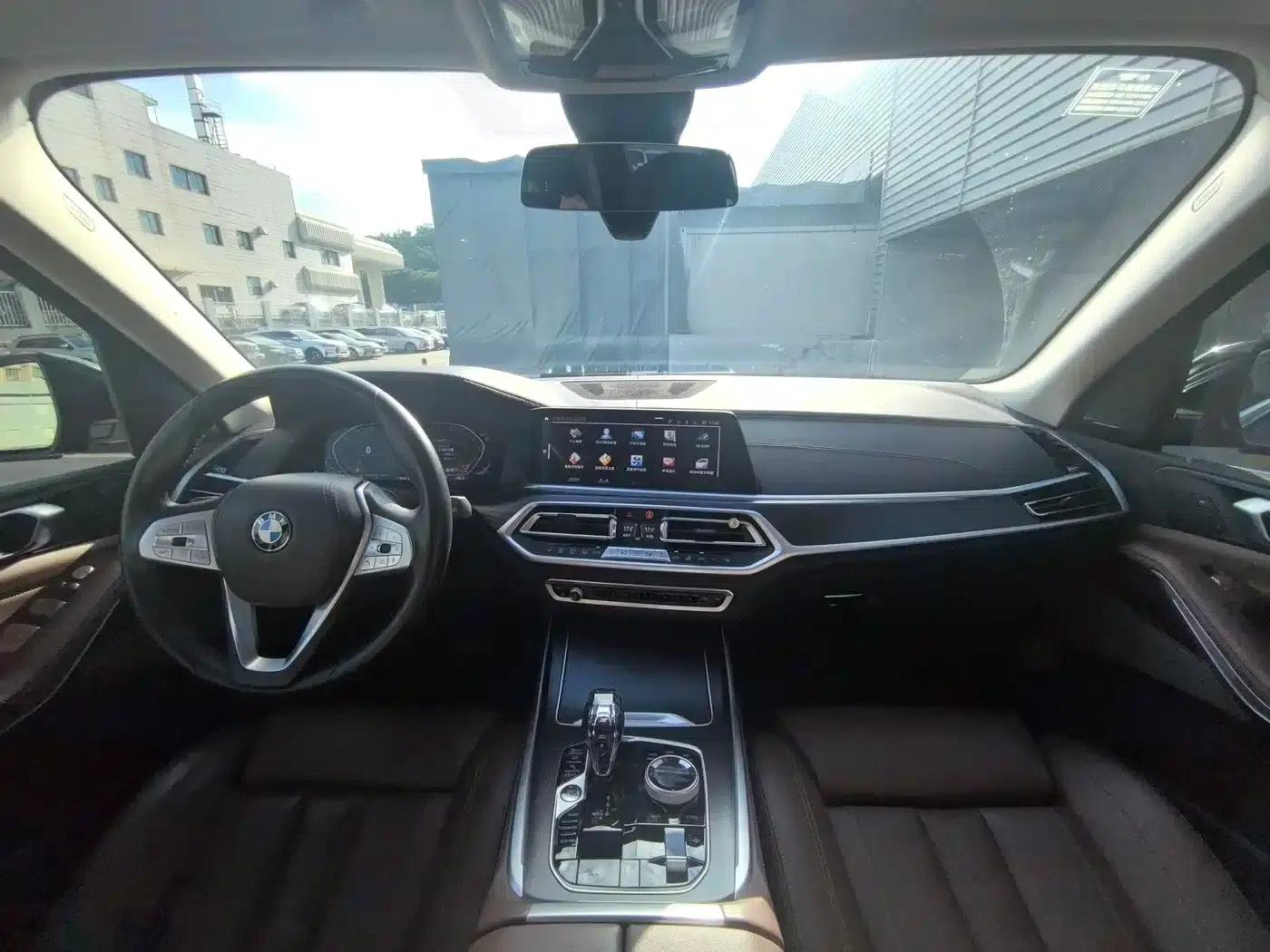 BMW X7 2020 xDrive40i Leading Luxury Package — миниатюра 14