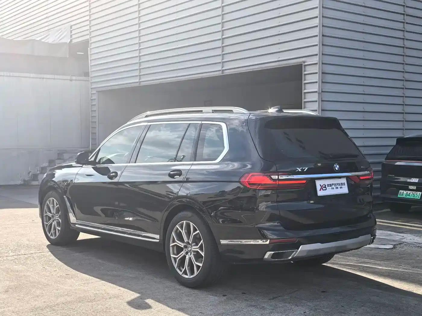 BMW X7 2020 xDrive40i Leading Luxury Package — миниатюра 5