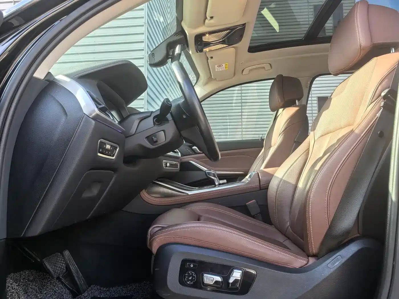 BMW X7 2020 xDrive40i Leading Luxury Package — миниатюра 9