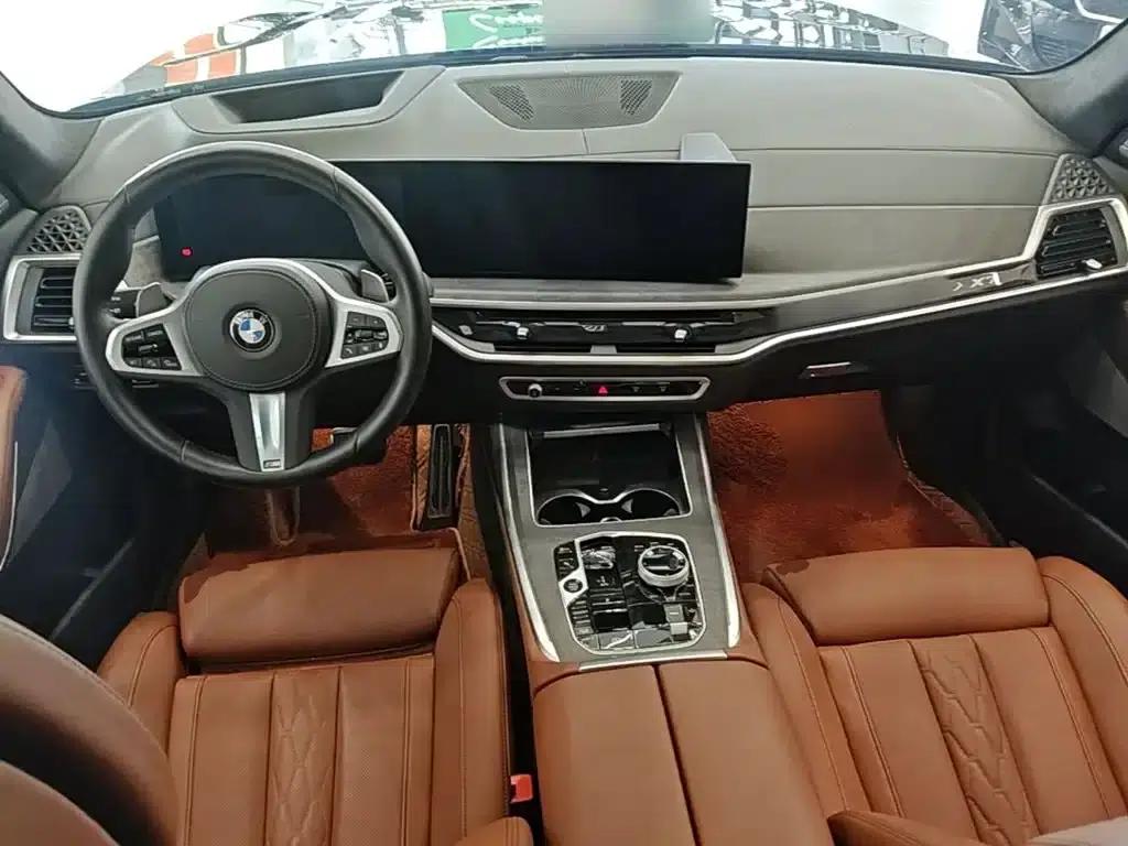 BMW X7 2023 xDrive40i M Sport Package — миниатюра 16