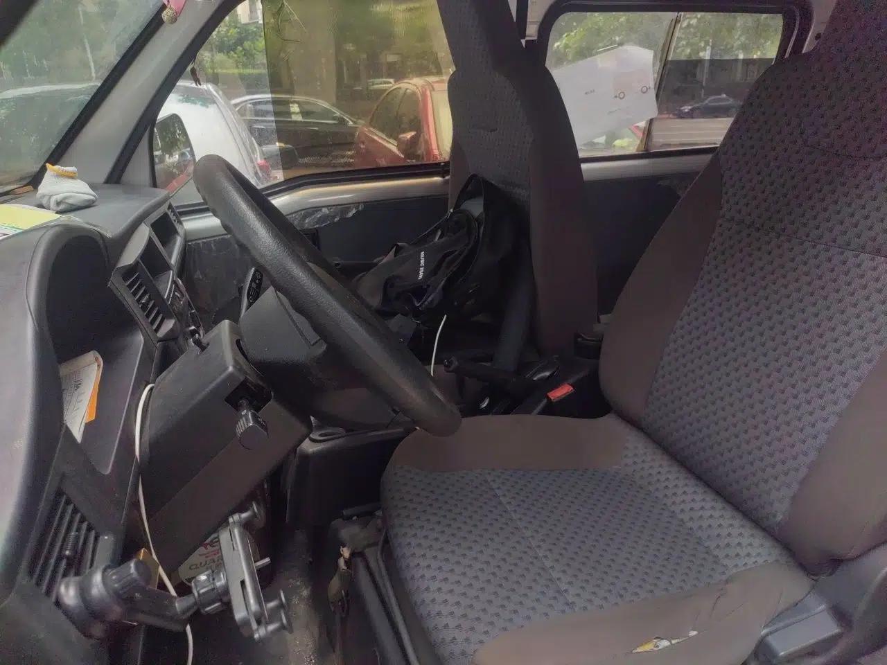 Wuling Zhiguang 2015 1.2L Practical LS-I Model — миниатюра 15