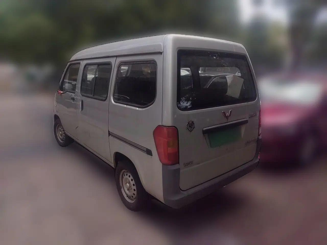Wuling Zhiguang 2015 1.2L Practical LS-I Model — миниатюра 4