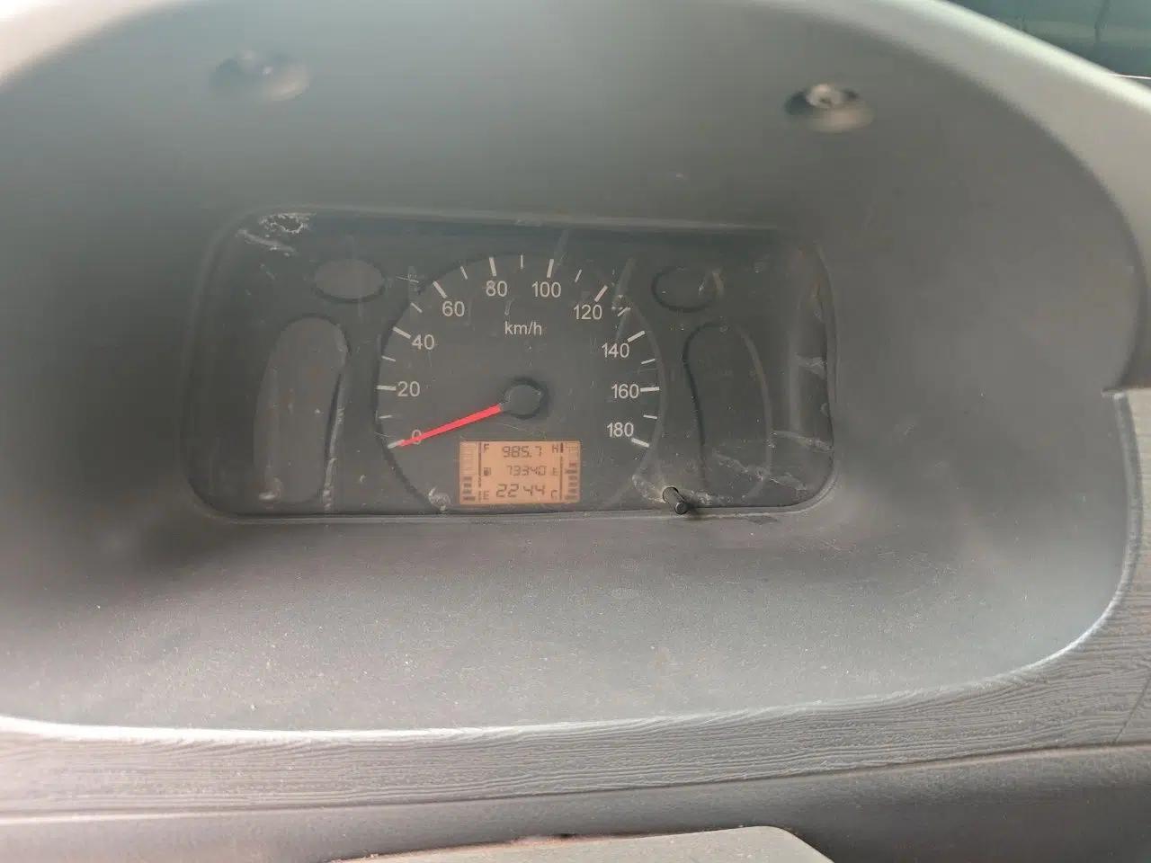 Wuling Zhiguang 2013 1.0L Practical Version — миниатюра 11