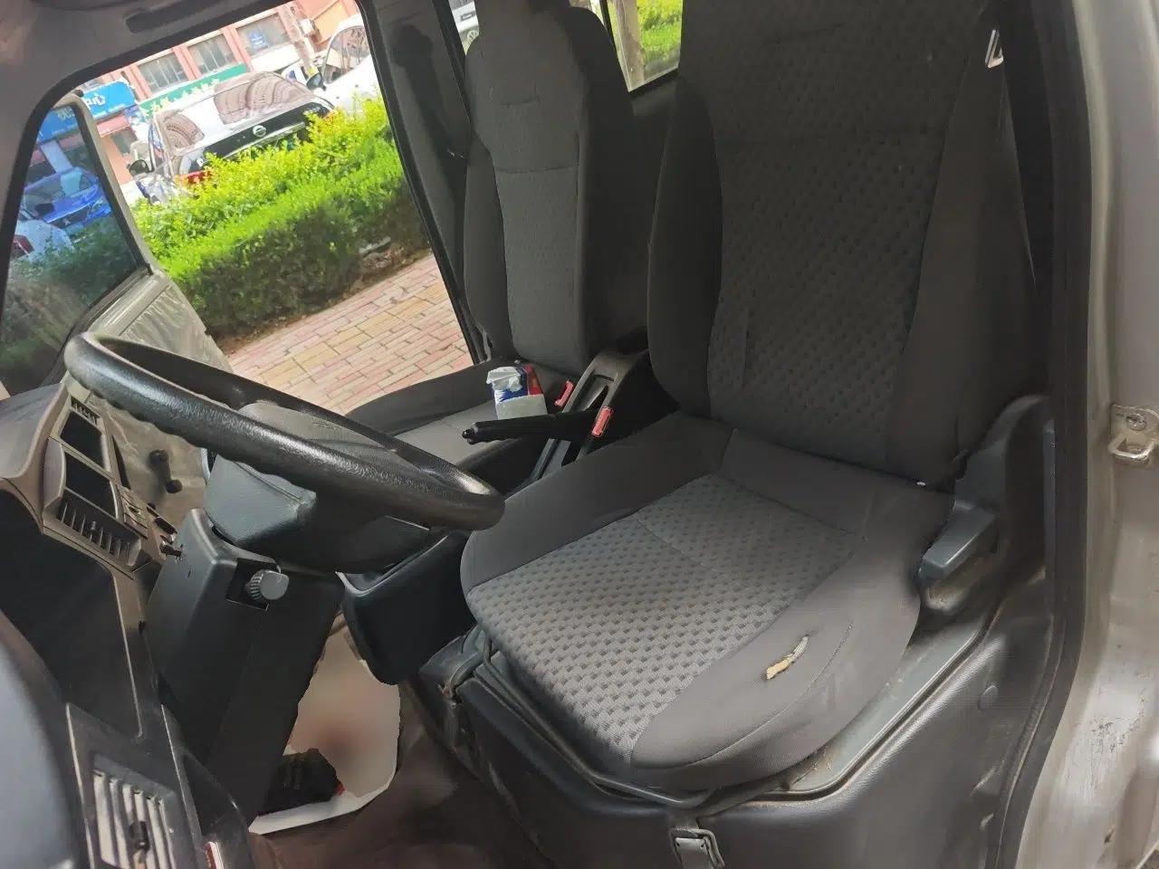 Wuling Zhiguang 2023 1.5L Practical Version 5/7 Seats — миниатюра 15