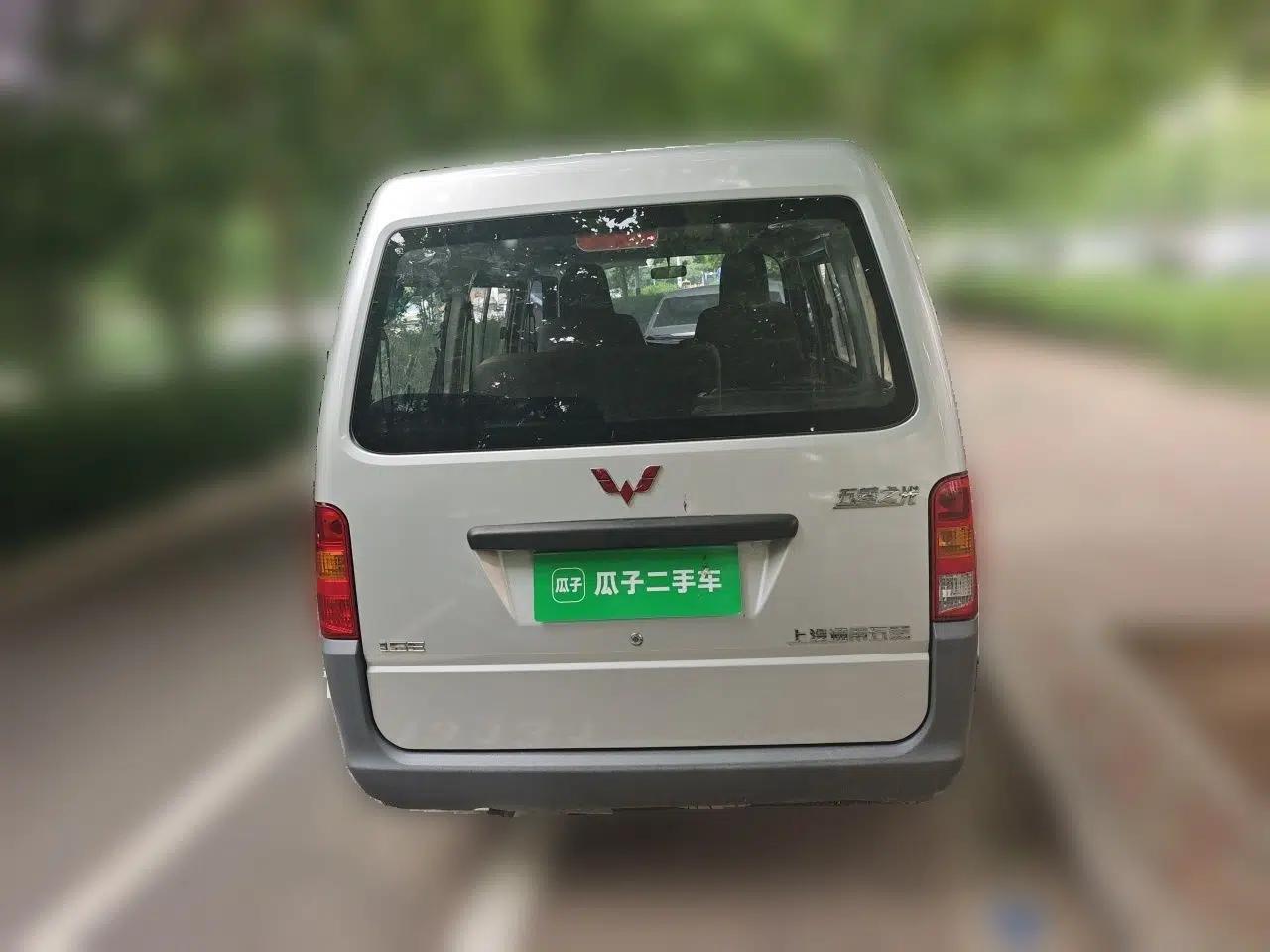 Wuling Zhiguang 2023 1.5L Practical Version 5/7 Seats — миниатюра 5