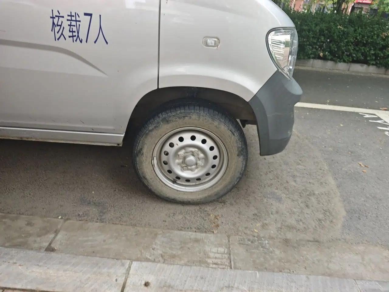 Wuling Zhiguang 2023 1.5L Practical Version 5/7 Seats — миниатюра 8