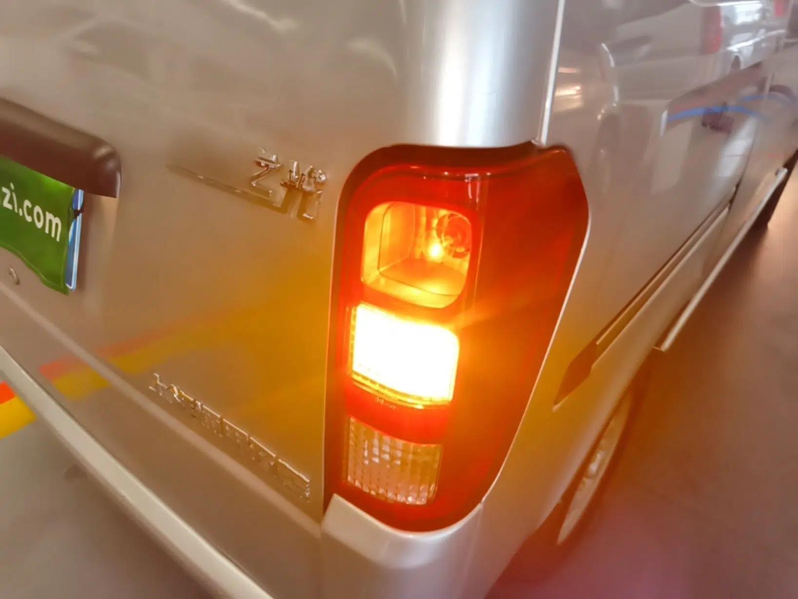 Wuling Zhiguang 2023 1.5L Practical Version 5/7 Seats — миниатюра 9