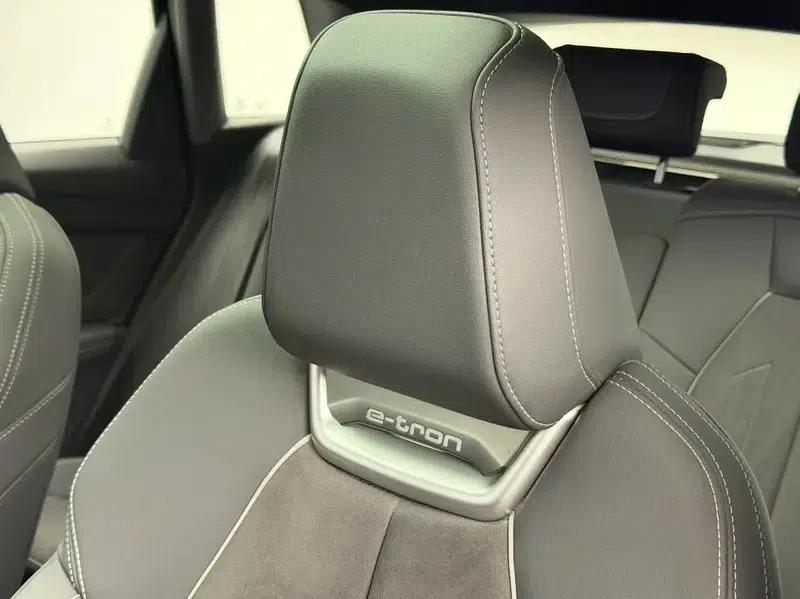 Audi Q4 e-tron 2023 Model 40 e-tron Trailblazer — миниатюра 20