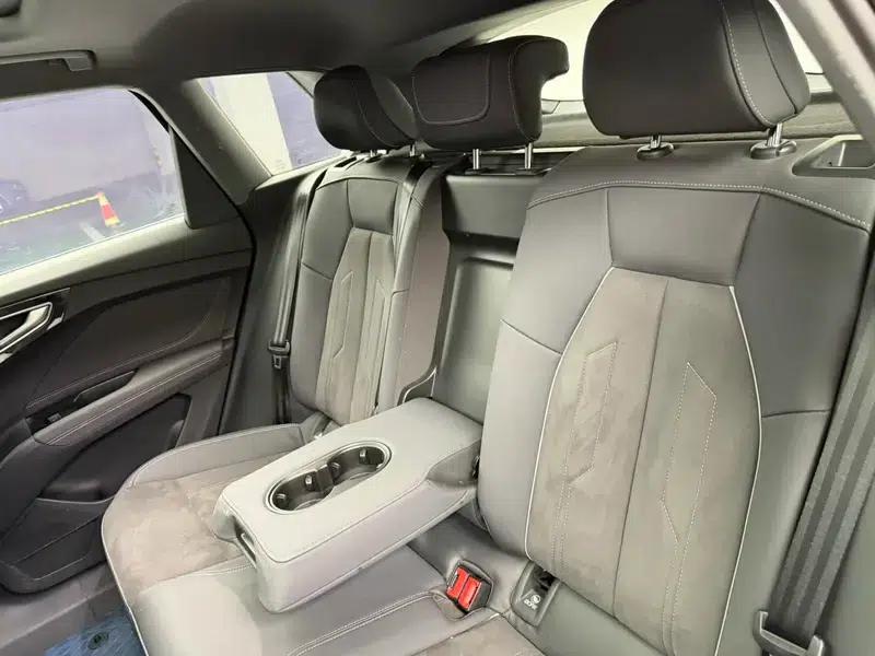 Audi Q4 e-tron 2023 Model 40 e-tron Trailblazer — миниатюра 40