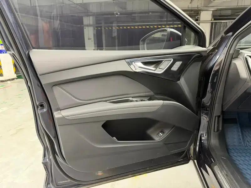 Audi Q4 e-tron 2023 Model 40 e-tron Trailblazer — миниатюра 41