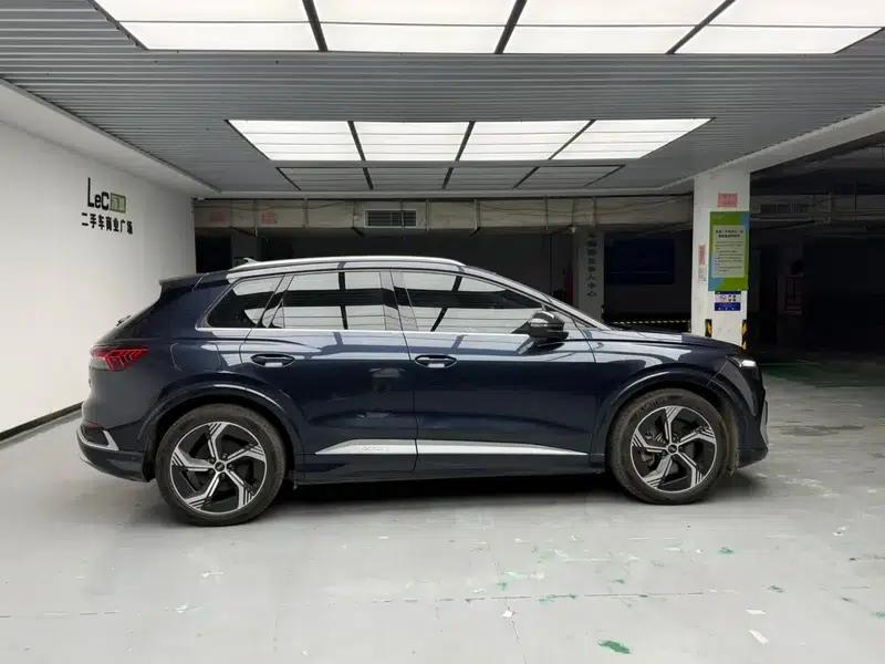 Audi Q4 e-tron 2023 Model 40 e-tron Trailblazer — миниатюра 6