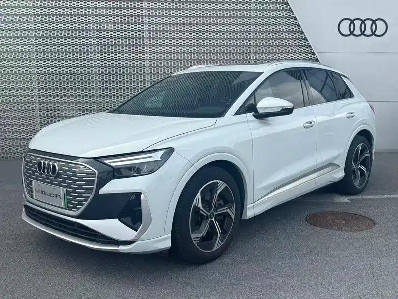 Audi Q4 e-tron 2023 50 e-tron quattro Expansion Edition — миниатюра 1
