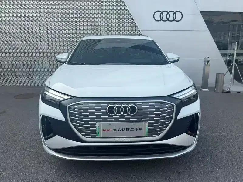 Audi Q4 e-tron 2023 50 e-tron quattro Expansion Edition — миниатюра 2
