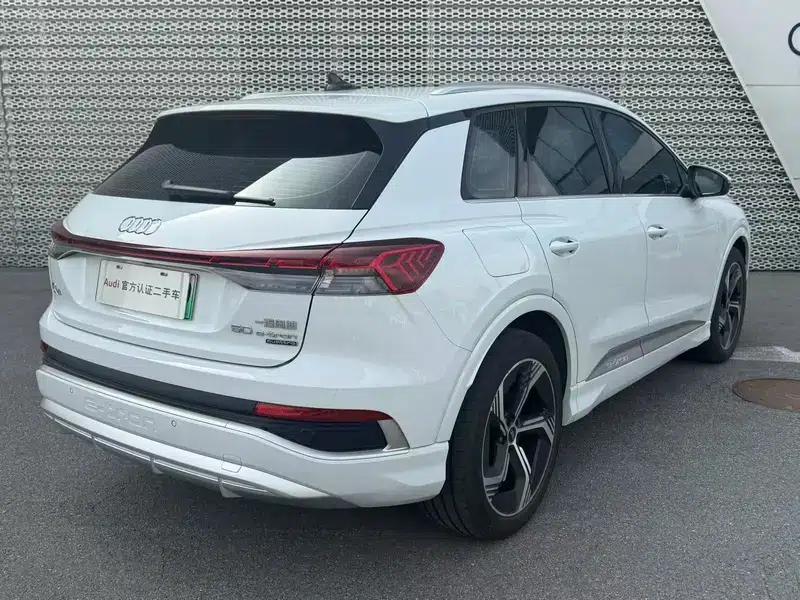 Audi Q4 e-tron 2023 50 e-tron quattro Expansion Edition — миниатюра 4