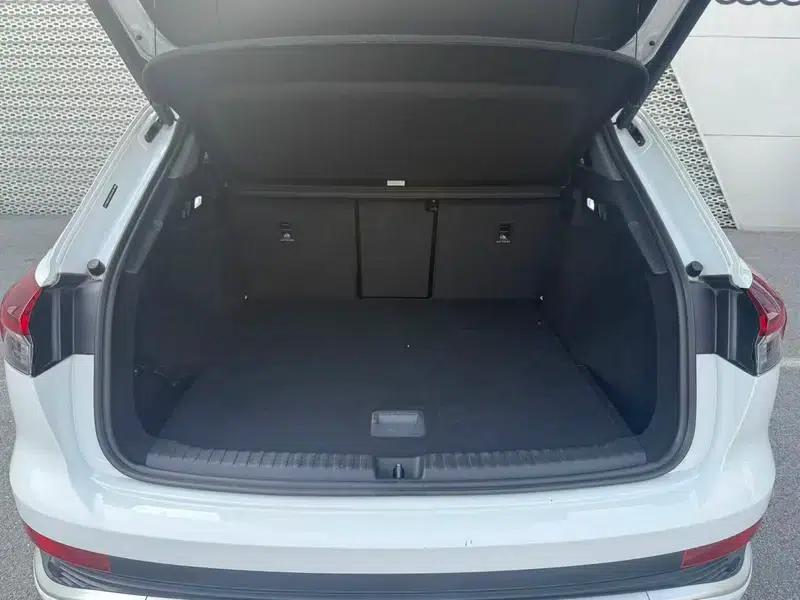 Audi Q4 e-tron 2023 50 e-tron quattro Expansion Edition — миниатюра 9