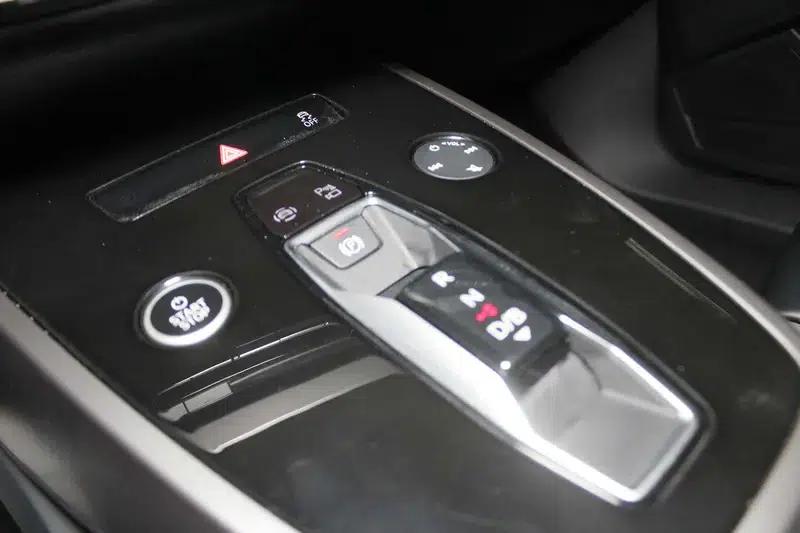 Audi Q4 e-tron 2024 Model 40 e-tron Adventure Edition — миниатюра 11