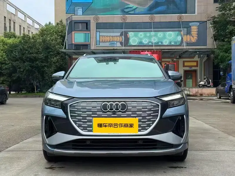 Audi Q4 e-tron 2024 Model 40 e-tron Adventure Edition — миниатюра 2