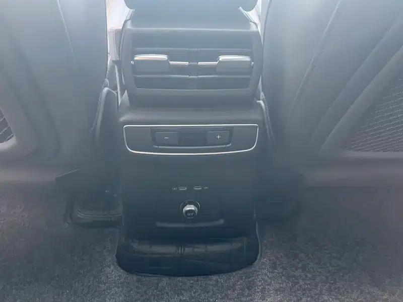 Audi Q4 e-tron 2024 Model 40 e-tron Trailblazer — миниатюра 11