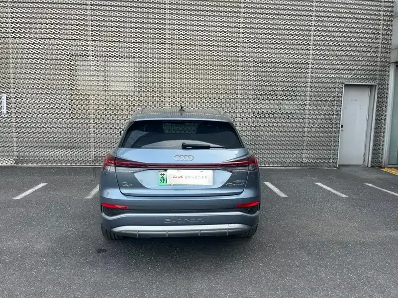 Audi Q4 e-tron 2024 Model 40 e-tron Trailblazer — миниатюра 3