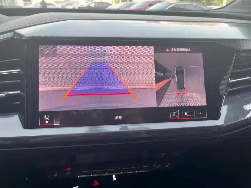 Audi Q4 e-tron 2024 Model 40 e-tron Trailblazer — миниатюра 8