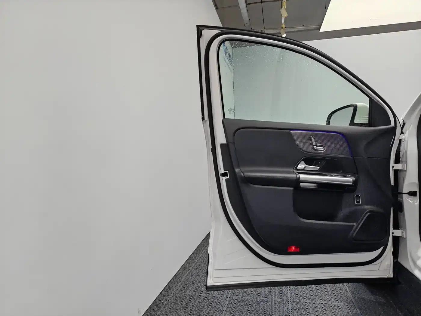 Mercedes-Benz EQA 2023 Model EQA 260 — миниатюра 13