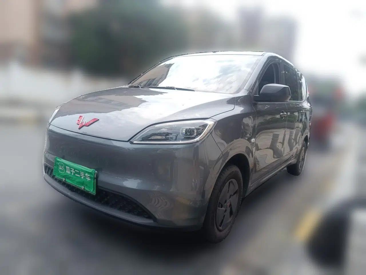 Wuling Hongguang New Energy 2024 All-Electric Model 300KM Standard Version — миниатюра 1