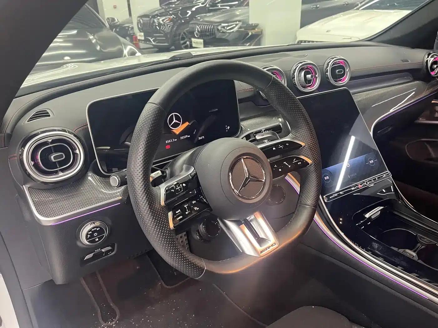 2025 Mercedes-Benz CLE AMG 53 4MATIC+ Coupe — миниатюра 4