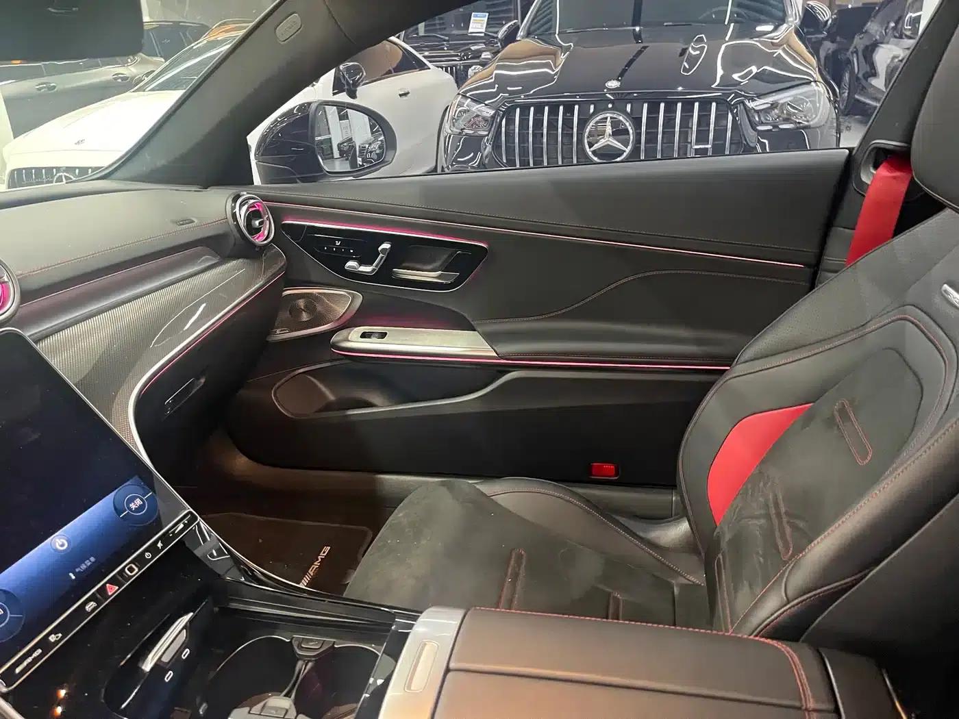 2025 Mercedes-Benz CLE AMG 53 4MATIC+ Coupe — миниатюра 6