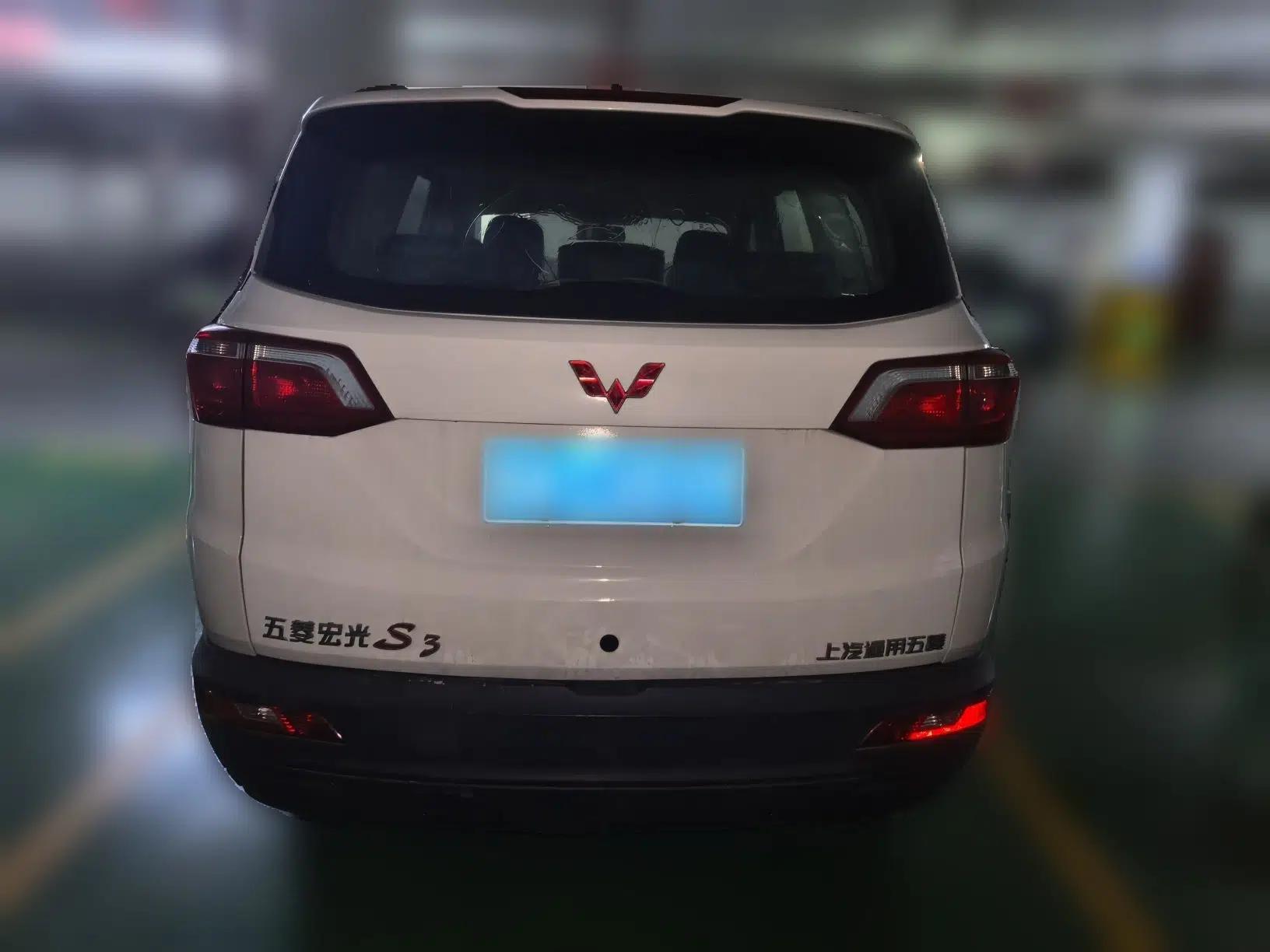 Wuling Hongguang S3 2019 1.5L Manual Comfort Model China VI Standard — миниатюра 5