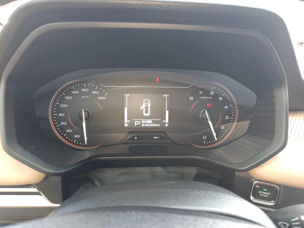 Wuling Jiachen 2022 1.5T CVT Deluxe Flagship Edition — миниатюра 11
