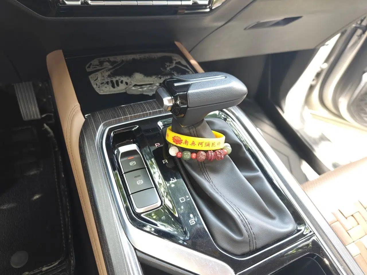 Wuling Jiachen 2022 1.5T CVT Deluxe Flagship Edition — миниатюра 14