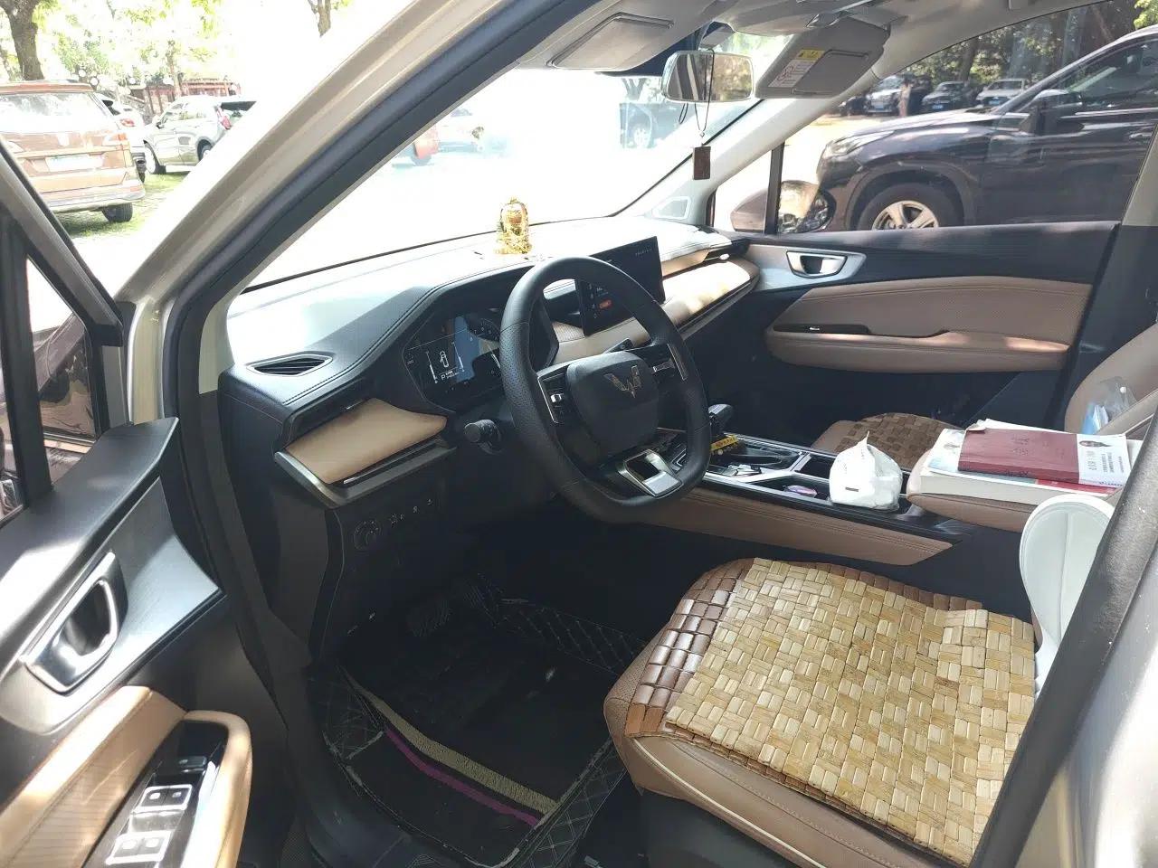 Wuling Jiachen 2022 1.5T CVT Deluxe Flagship Edition — миниатюра 16