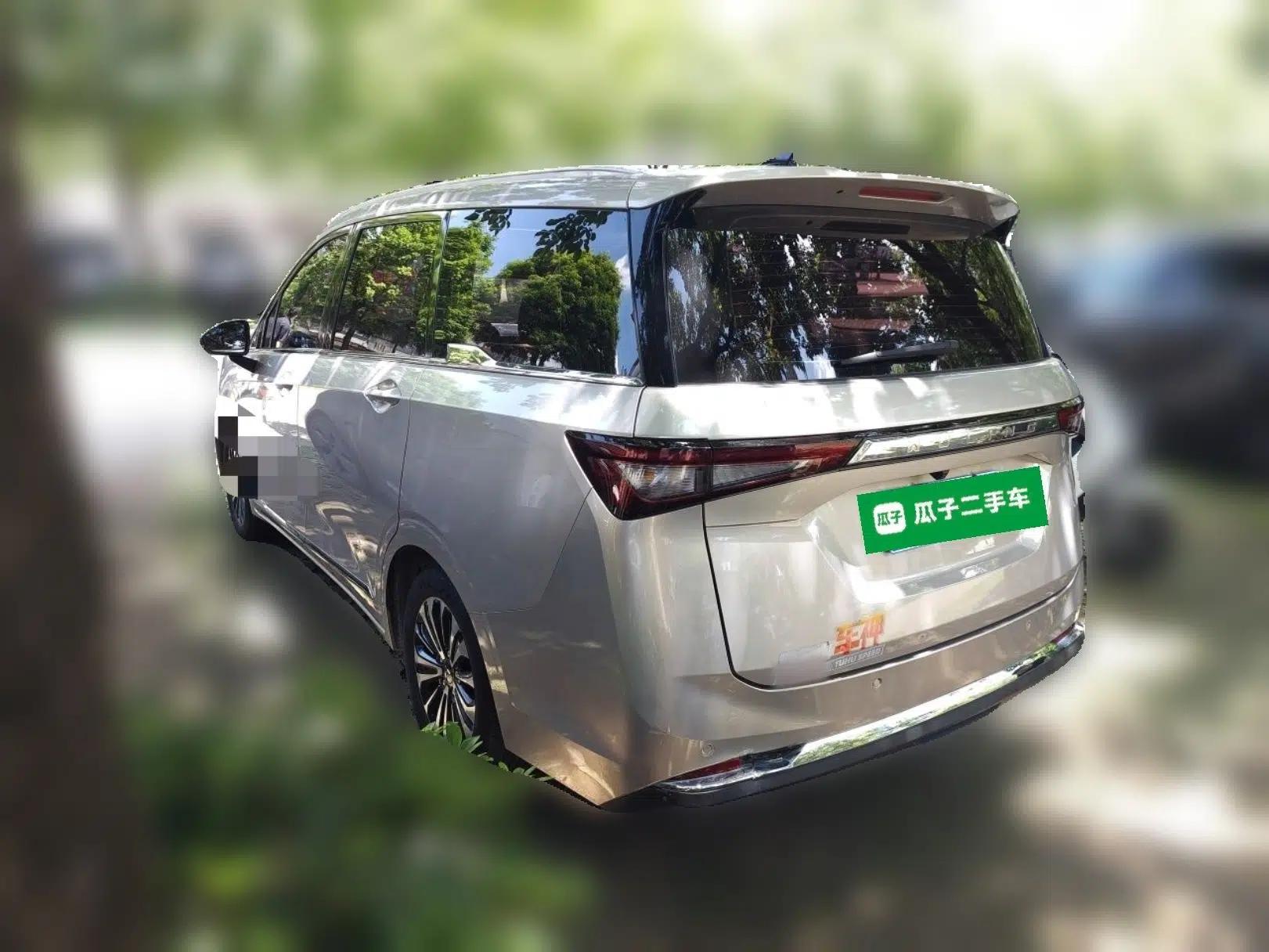 Wuling Jiachen 2022 1.5T CVT Deluxe Flagship Edition — миниатюра 4
