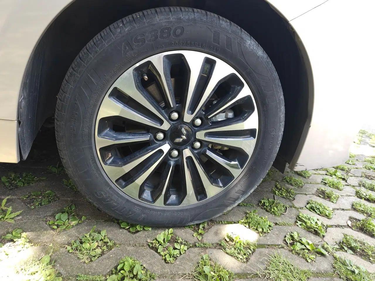 Wuling Jiachen 2022 1.5T CVT Deluxe Flagship Edition — миниатюра 8
