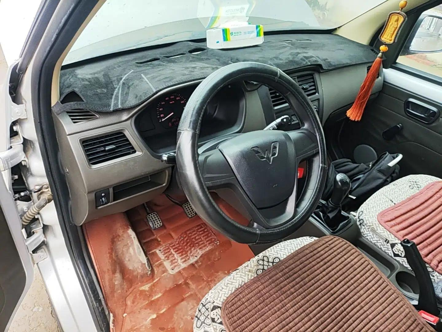 Wuling Rongguang S 2021 1.2L Base Model Window-Sealed 2-Seat LSI Car — миниатюра 12