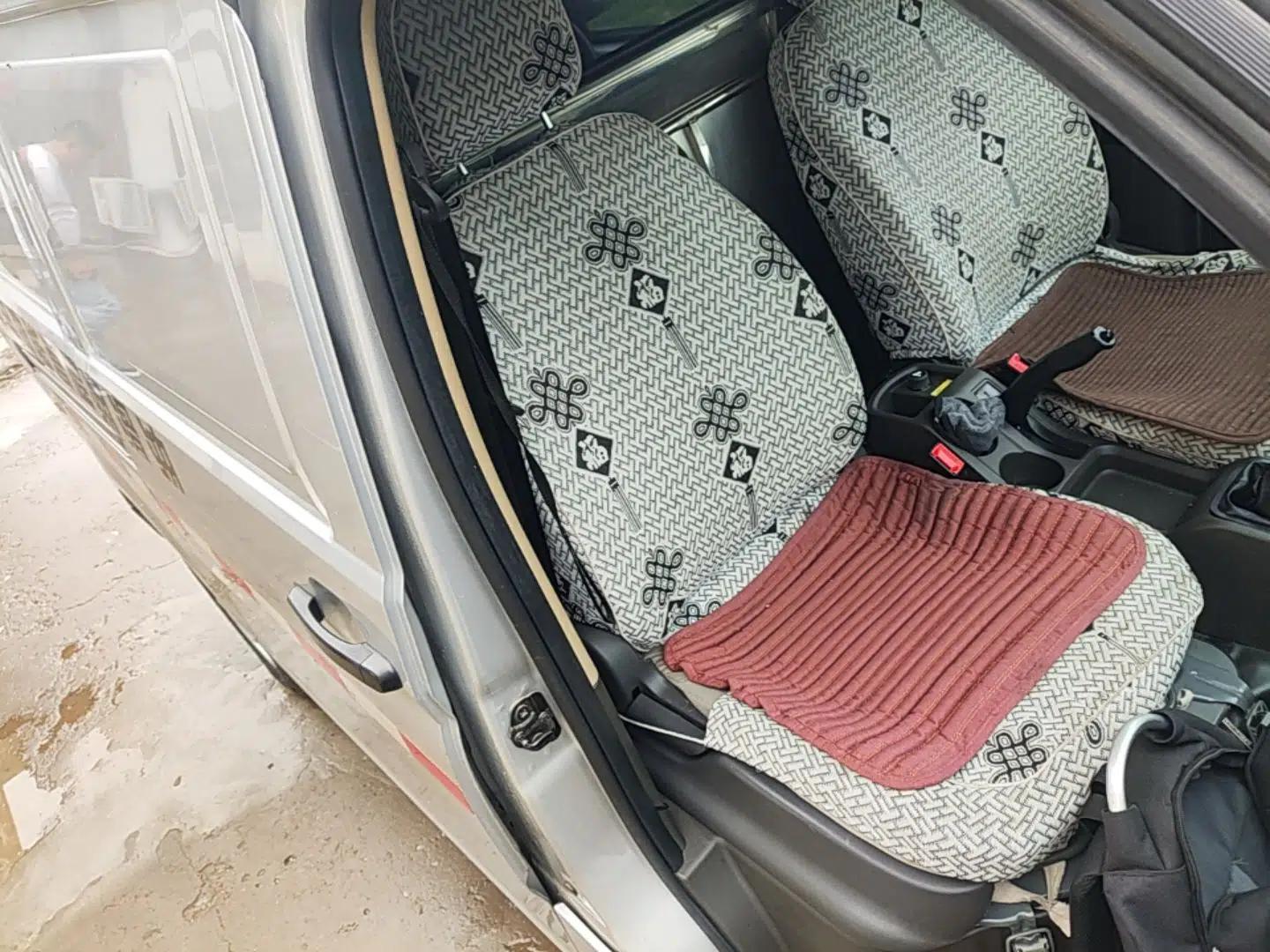 Wuling Rongguang S 2021 1.2L Base Model Window-Sealed 2-Seat LSI Car — миниатюра 19