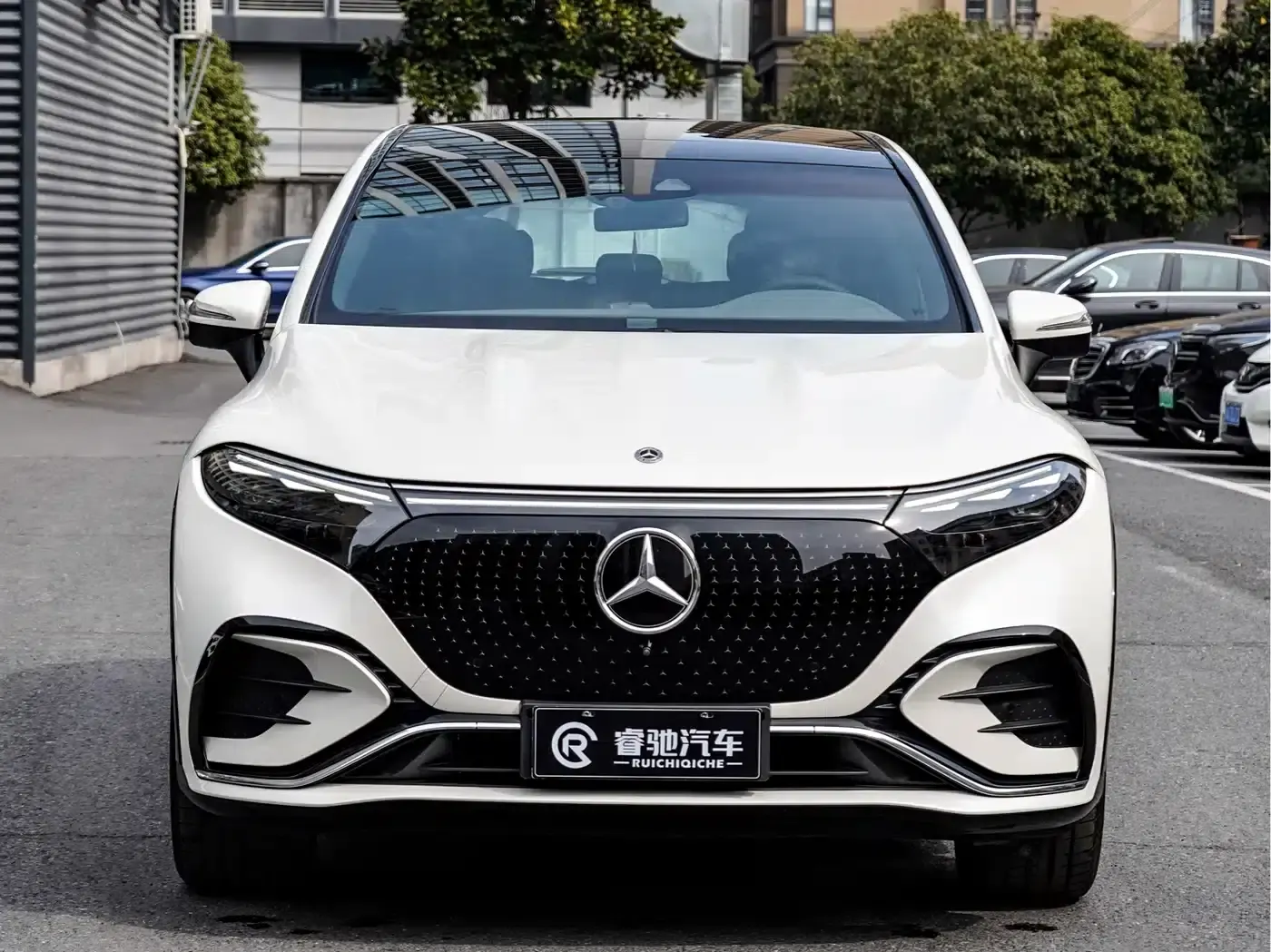 Mercedes-Benz EQS SUV 2023 450 4MATIC Pioneer Edition — миниатюра 2
