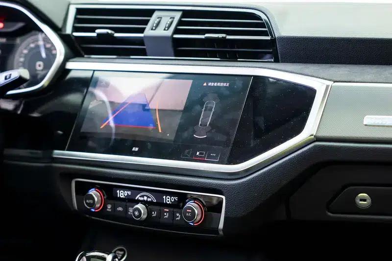 Audi Q3 Sportback 2022 40 TFSI Fashion Edition — миниатюра 11